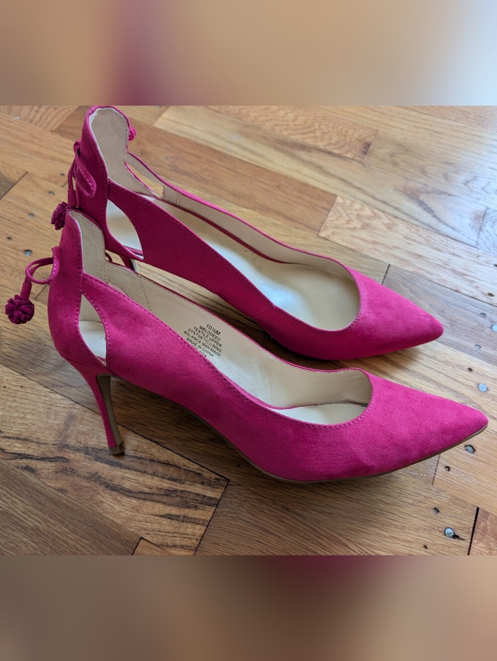 Nine West Melodeeo Vibrant Pink Suede Pointed Toe Heels with Bow Detail